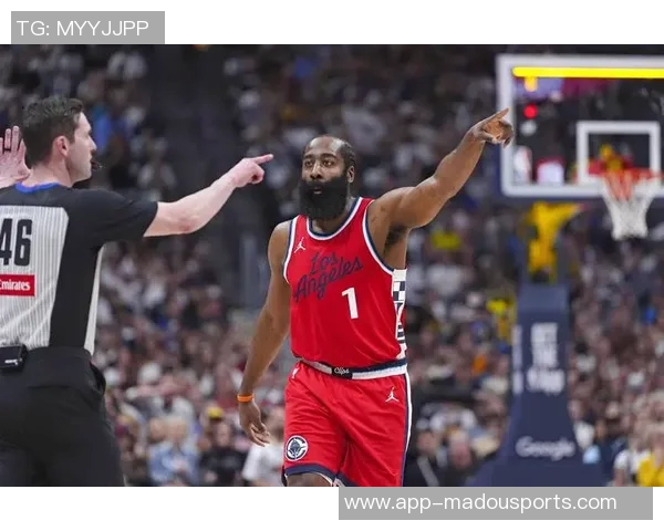 卢指导:球队计划新赛季降低哈登使用率与比赛负荷以提升整体表现 卢指导:球队计划新赛季降低哈登使用率与比赛负荷以提升整体表现