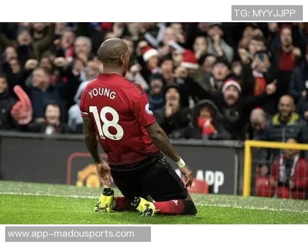 三球点评球队进攻流畅小桥展现稳定表现与强烈侵略性 三球点评球队进攻流畅小桥展现稳定表现与强烈侵略性