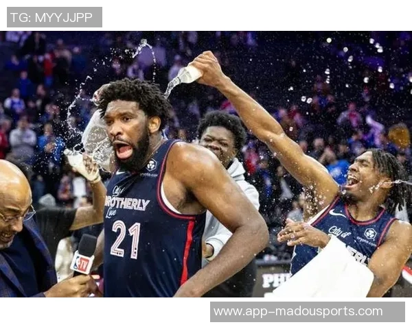 NBA新赛季第五中锋评选结果揭晓恩比德荣登榜首引发热议 NBA新赛季第五中锋评选结果揭晓恩比德荣登榜首引发热议