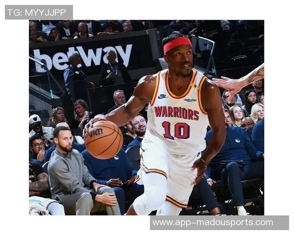骑士球员创下NBA历史新纪录每场至少命中10记三分球的壮举 骑士球员创下NBA历史新纪录每场至少命中10记三分球的壮举
