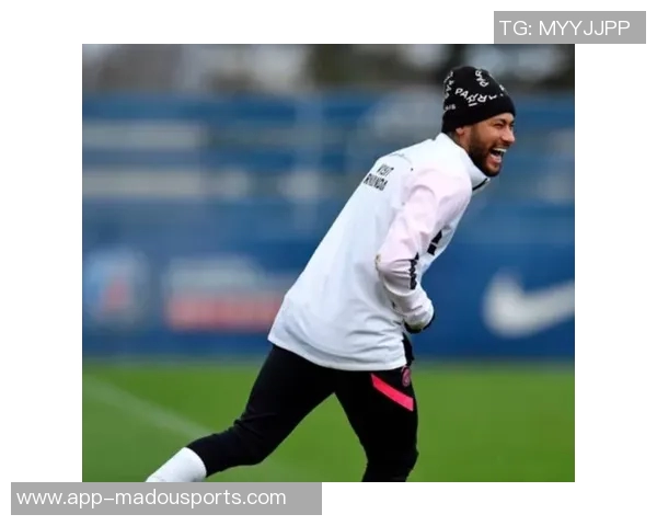 内马尔积极备战复出分享力量训练照展现信心与快乐 内马尔积极备战复出分享力量训练照展现信心与快乐