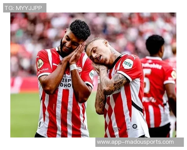 米体报道那不勒斯球迷在埃因霍温被捕事件引发欧冠高风险警惕 米体报道那不勒斯球迷在埃因霍温被捕事件引发欧冠高风险警惕