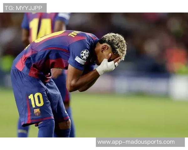 奇妙缘分重现巴黎小将恩贾恩图与亚马尔曾在U10赛场相遇