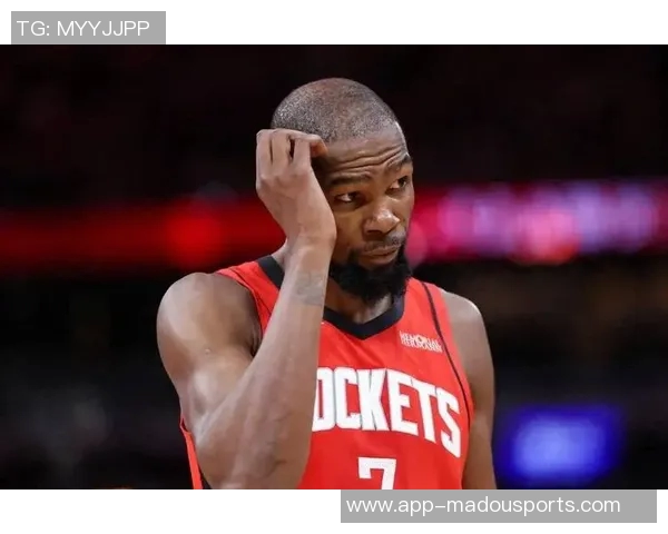 杜兰特37岁依旧强势表现37分钟砍下37分引发热议 杜兰特37岁依旧强势表现37分钟砍下37分引发热议