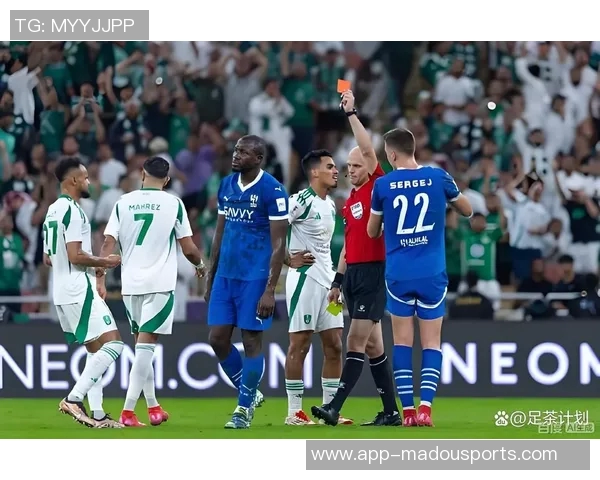 伊万托尼闪电战表现出色首20分钟双响助吉达国民领先利雅得胜利